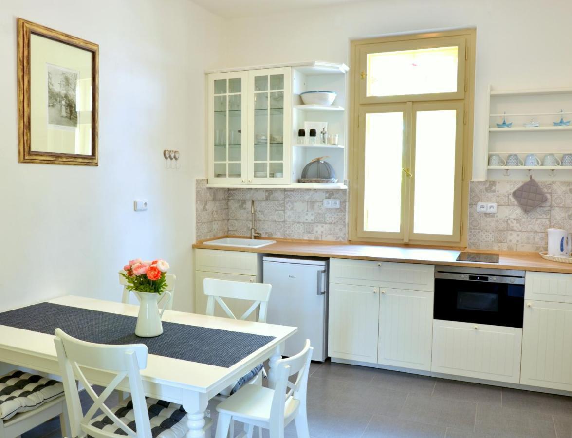 Apartmany Vila Manicka Kacov Ngoại thất bức ảnh
