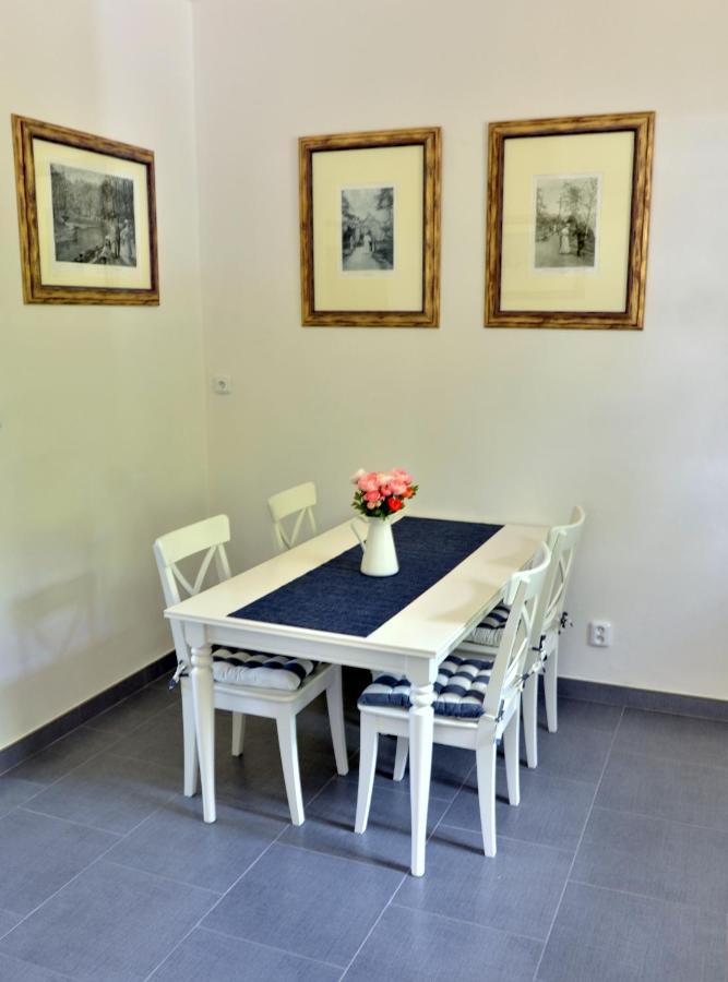 Apartmany Vila Manicka Kacov Ngoại thất bức ảnh